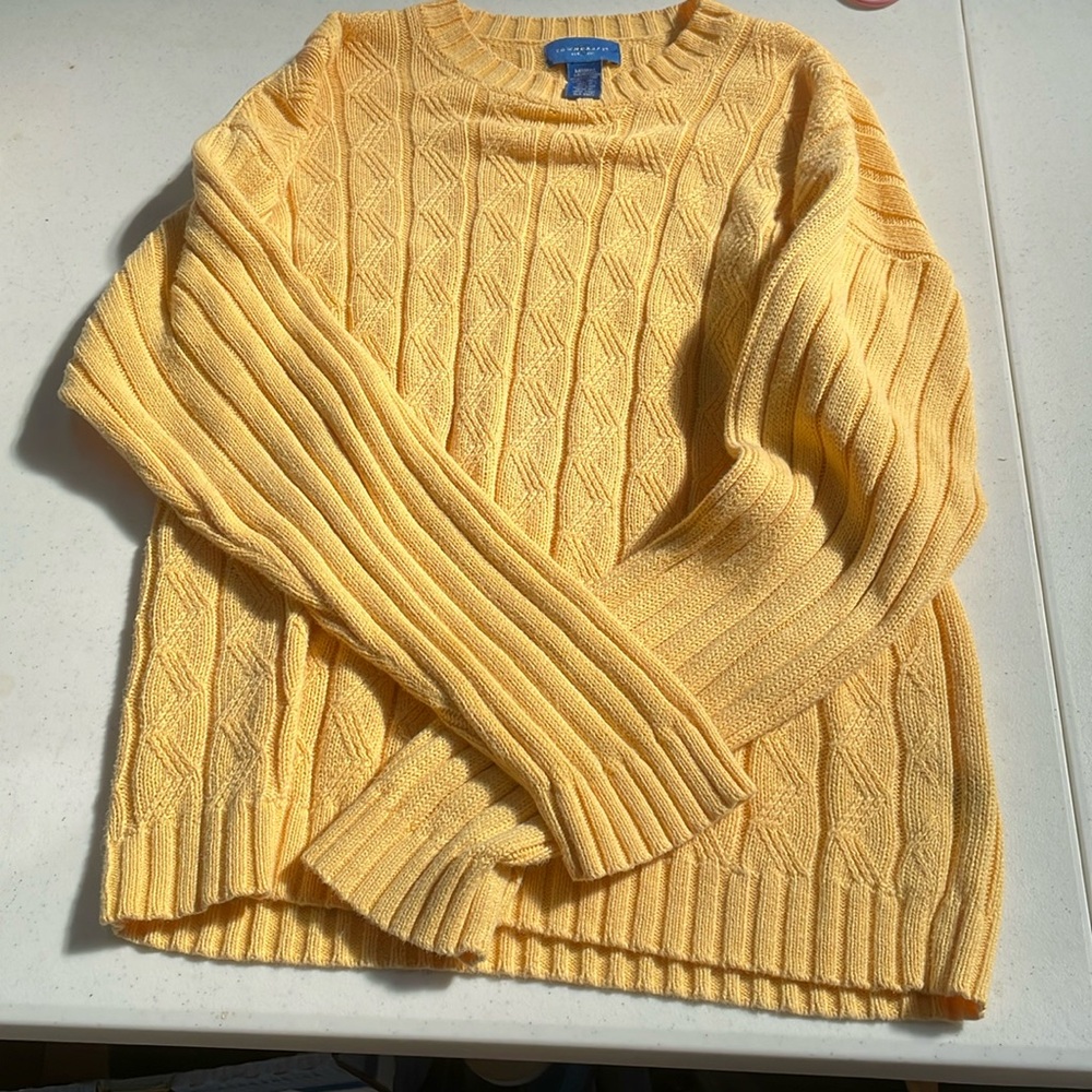 Yellow sweater